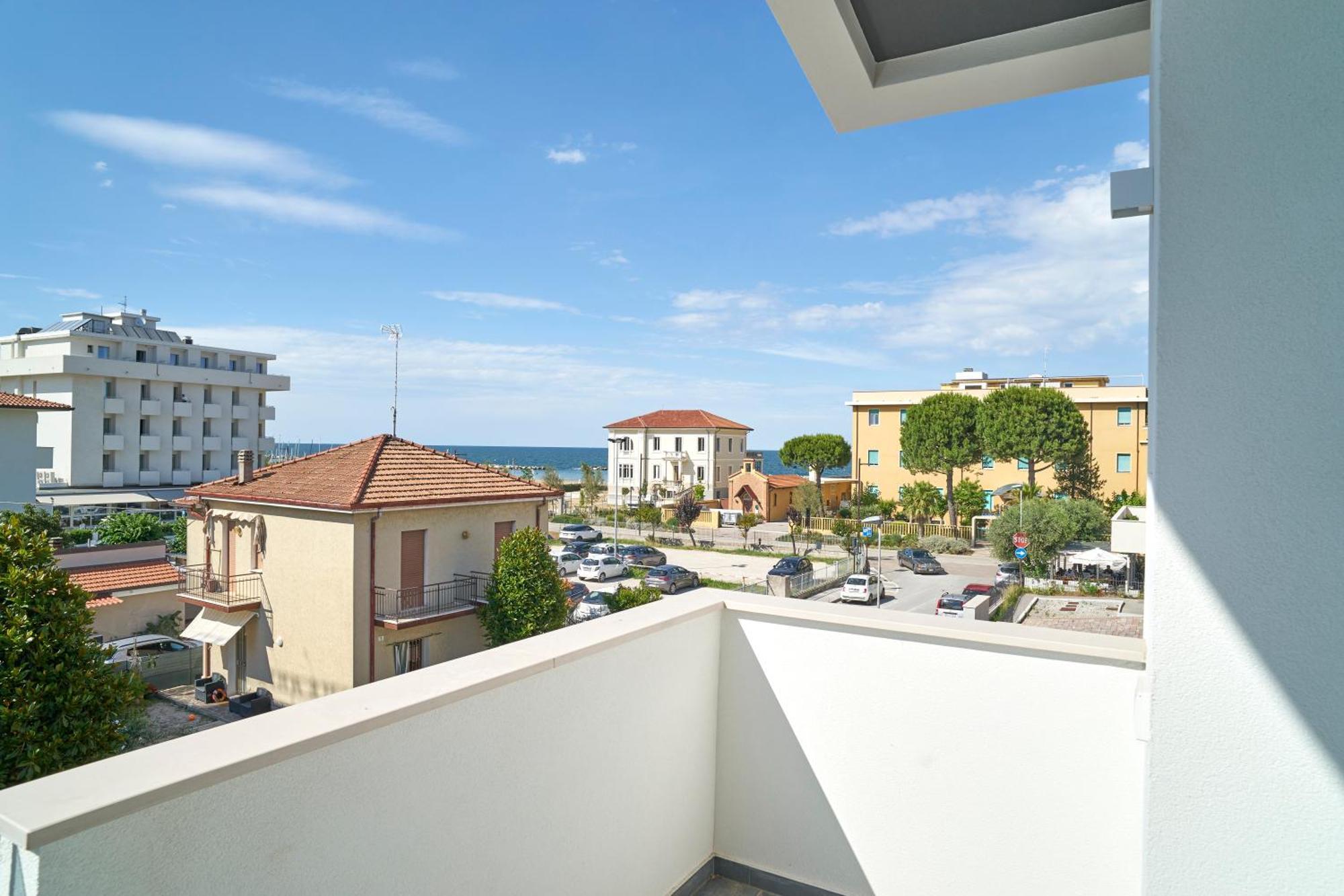Villa Borghesi Suites Fronte Mare Rimini Extérieur photo
