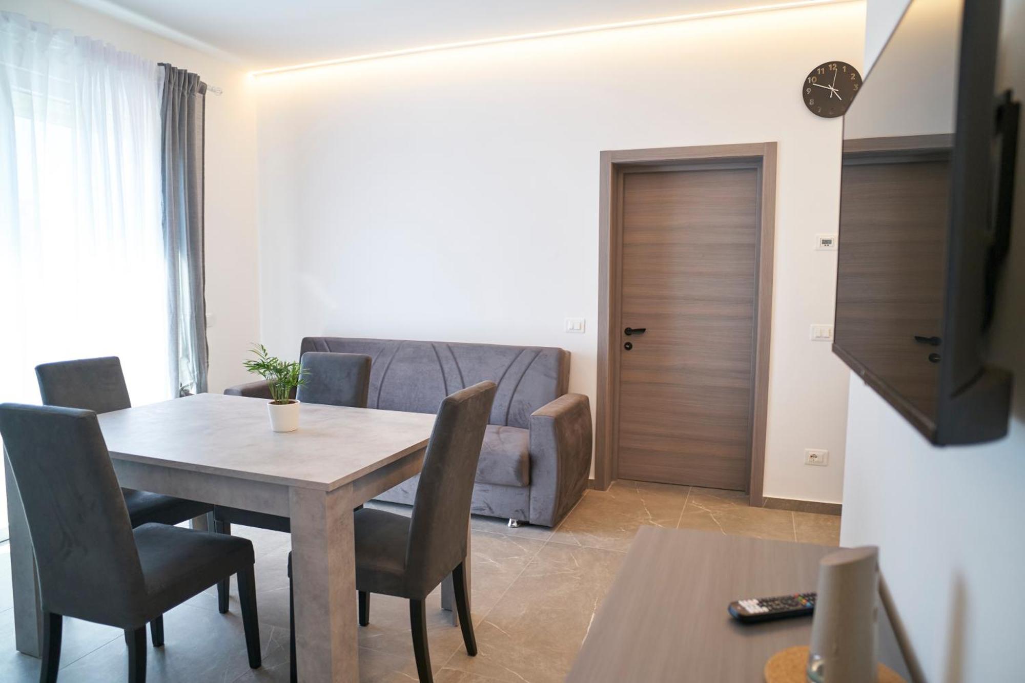 Villa Borghesi Suites Fronte Mare Rimini Extérieur photo