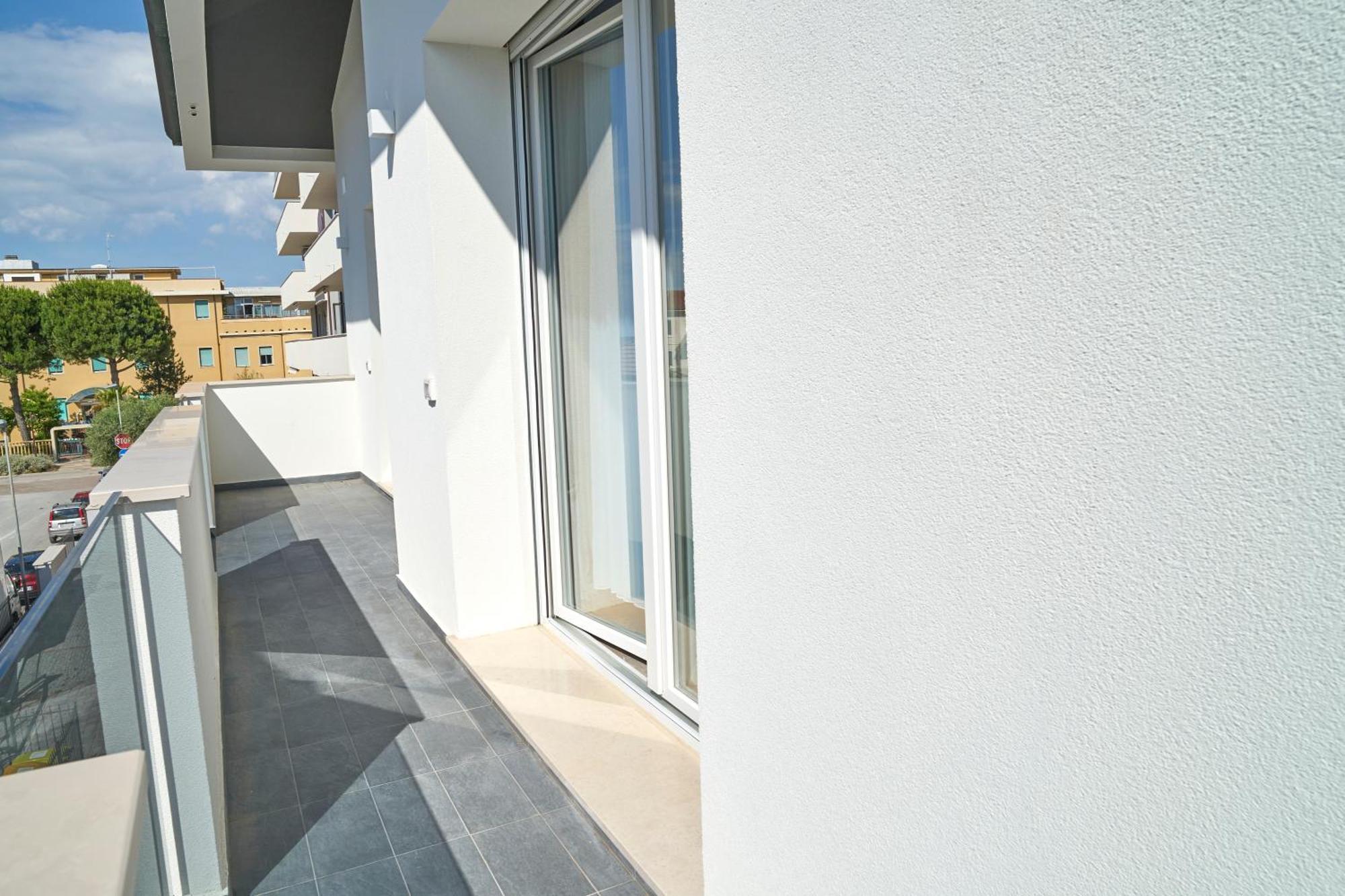 Villa Borghesi Suites Fronte Mare Rimini Extérieur photo