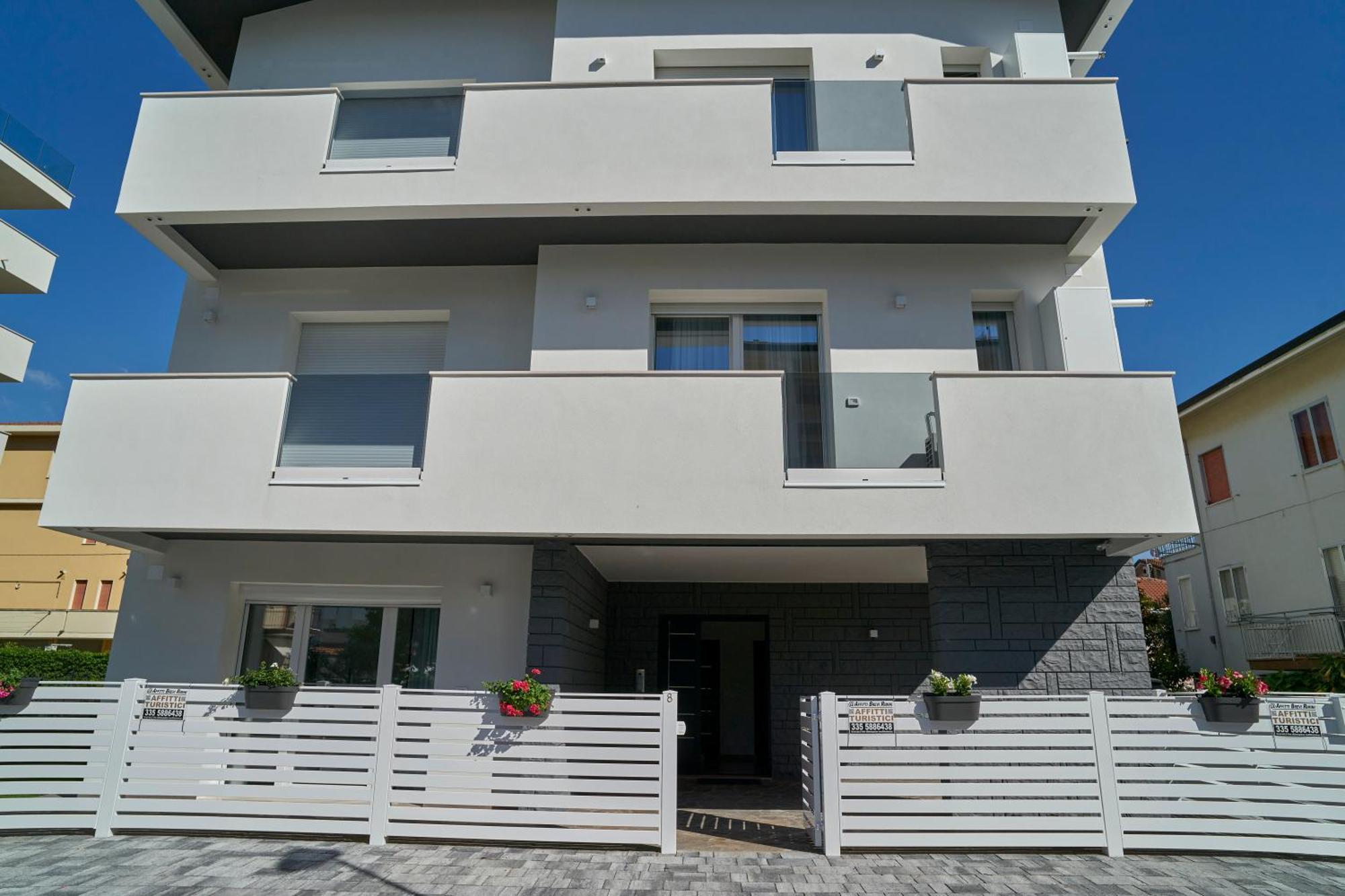 Villa Borghesi Suites Fronte Mare Rimini Extérieur photo
